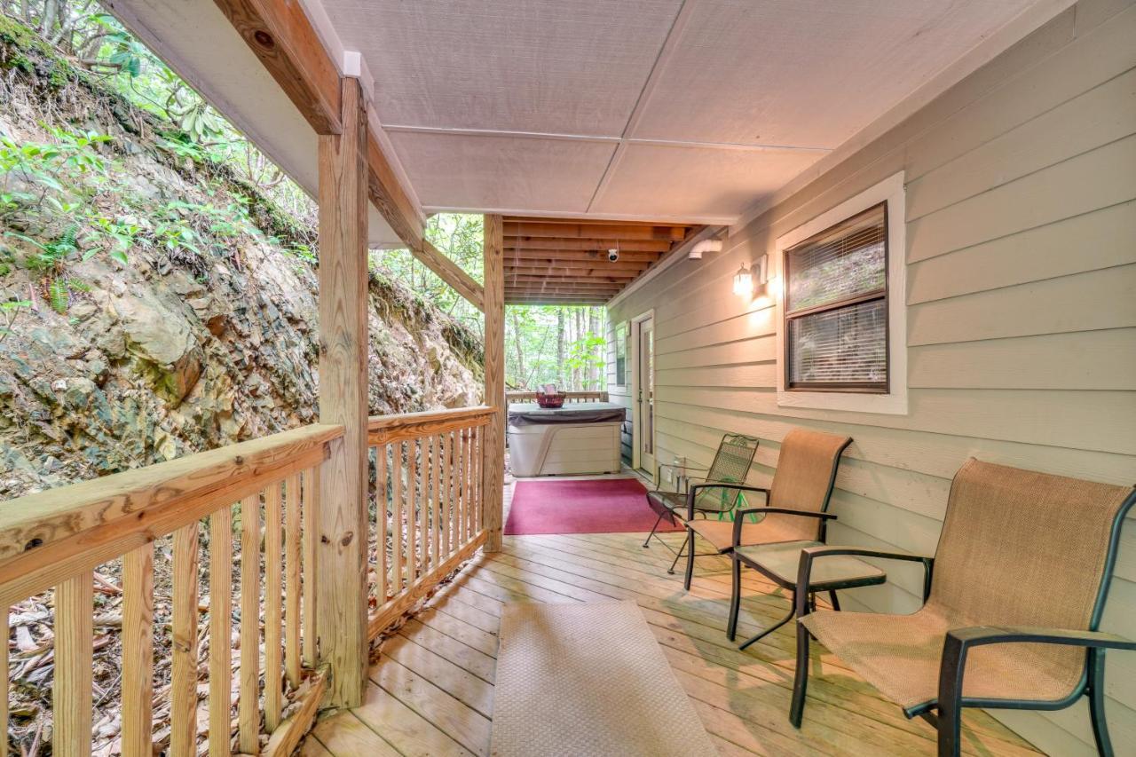 Gatlinburg Vacation Rental Balcony With Hot Tub! Екстериор снимка