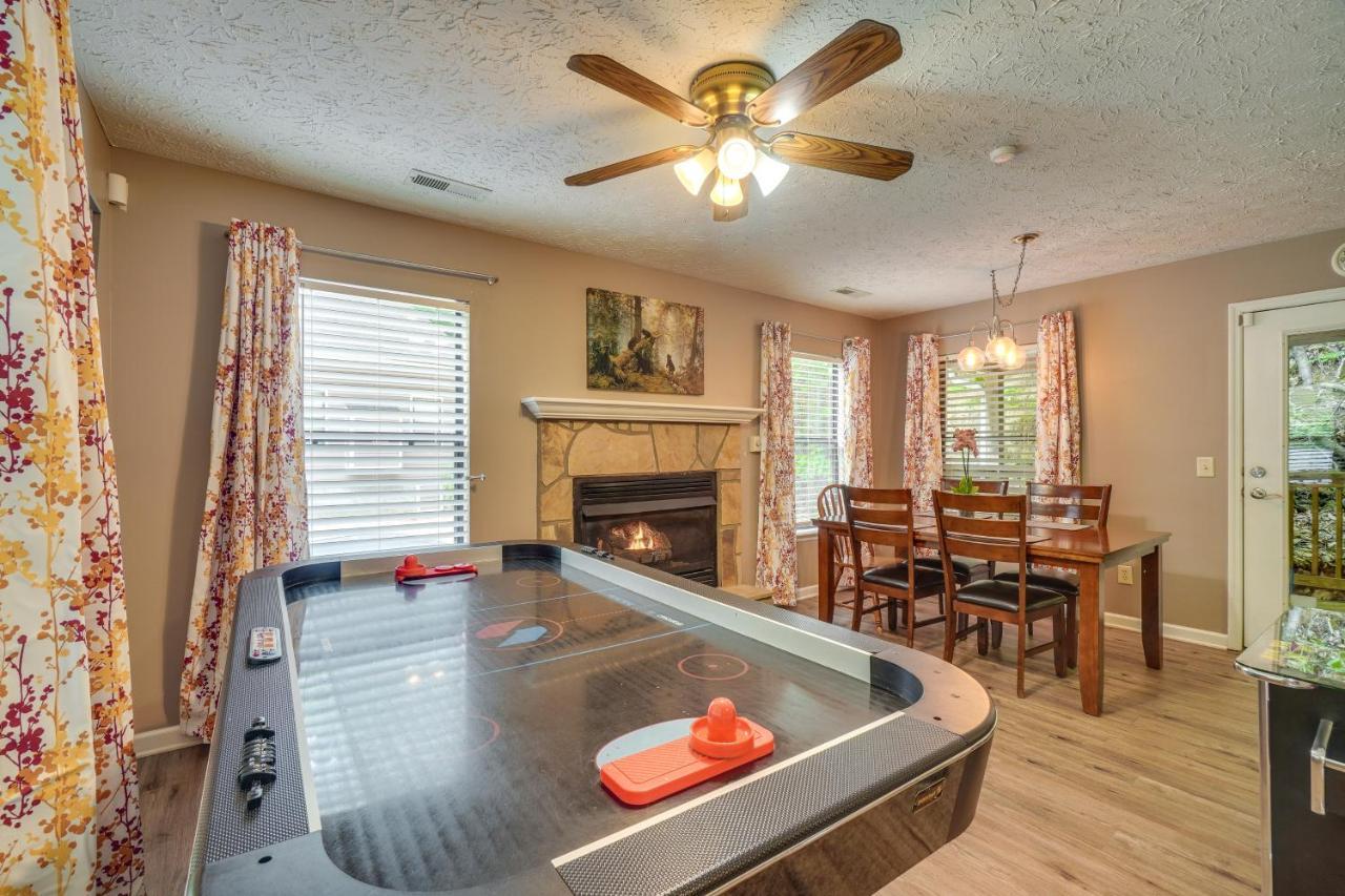 Gatlinburg Vacation Rental Balcony With Hot Tub! Екстериор снимка