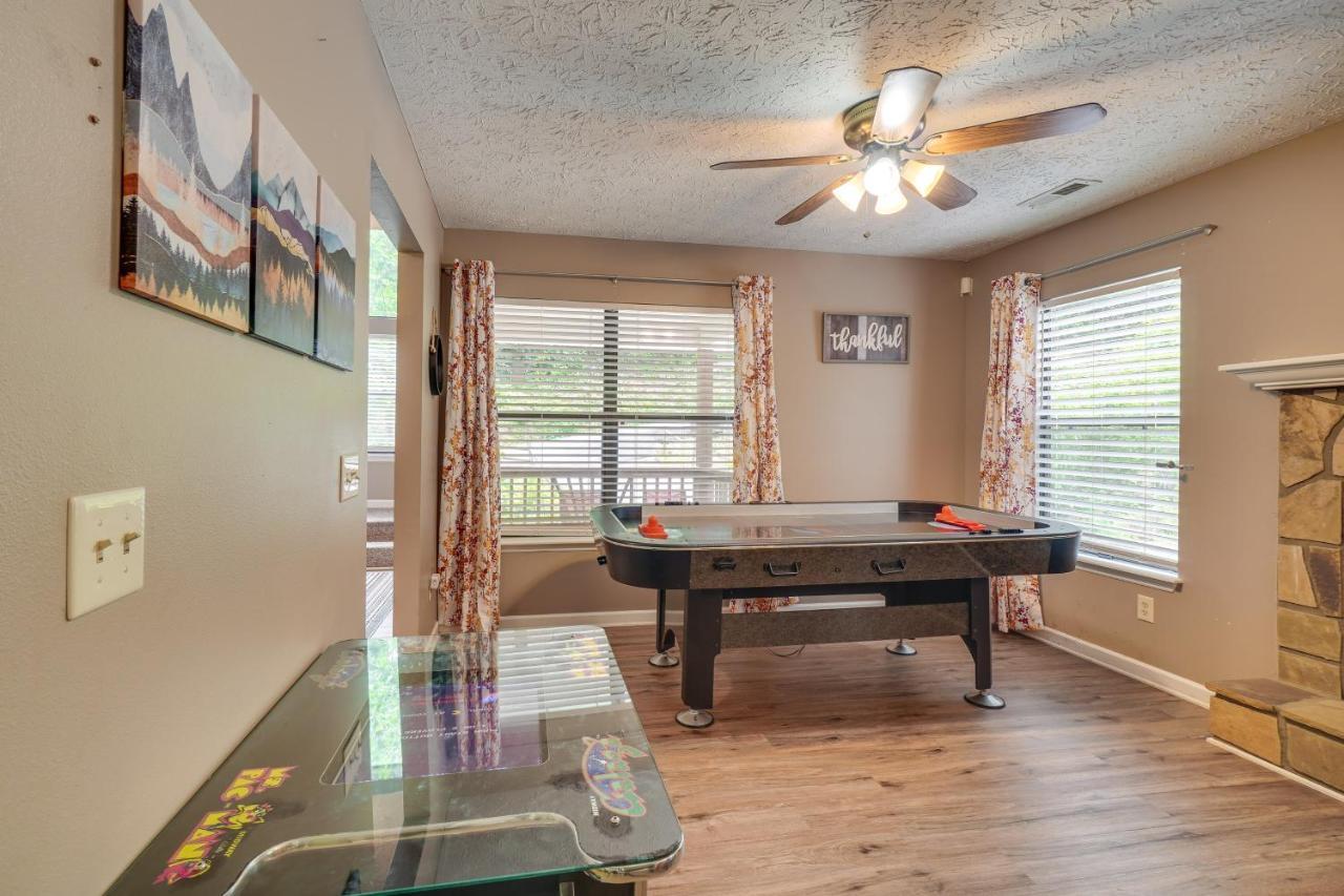 Gatlinburg Vacation Rental Balcony With Hot Tub! Екстериор снимка