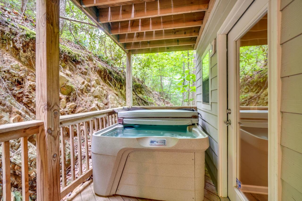Gatlinburg Vacation Rental Balcony With Hot Tub! Екстериор снимка